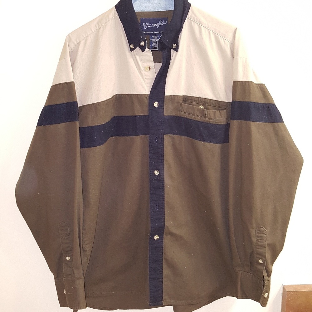 Men's Western Button Down Wrangler Shirt Medium